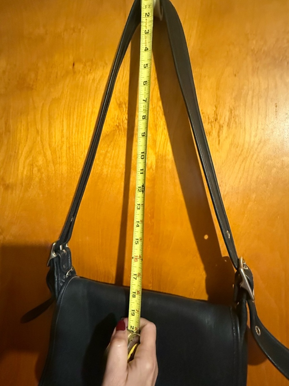 Vintage Coach 9951 /Patricia in Black Leather - Picture 11 of 16